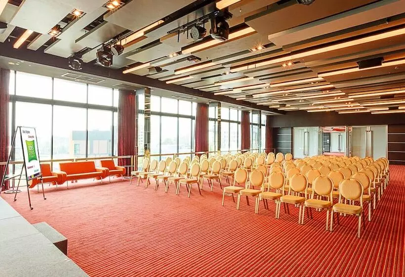 هتل Ibis Styles Chiang Mai