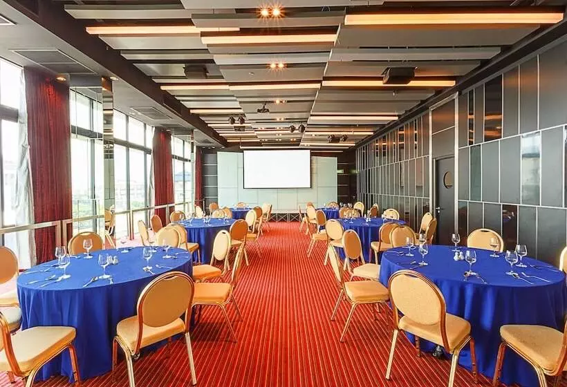 هتل Ibis Styles Chiang Mai