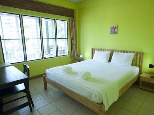 בית מלון כפרי Sunshine Inn Resort