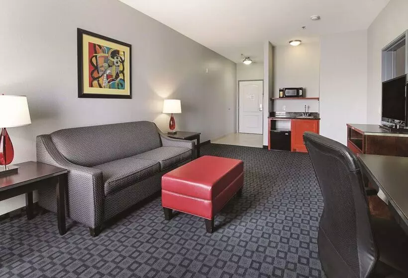 호텔 La Quinta Inn & Suites By Wyndham South Dallas Hutchins