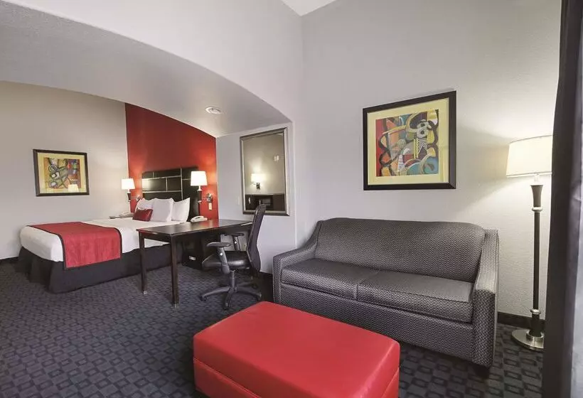호텔 La Quinta Inn & Suites By Wyndham South Dallas Hutchins