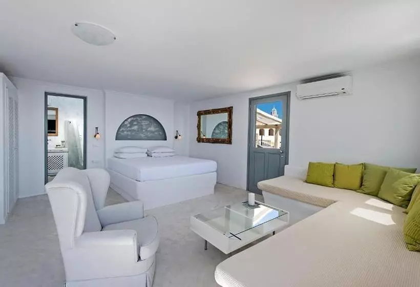 Hotel Lava Suites & Lounge