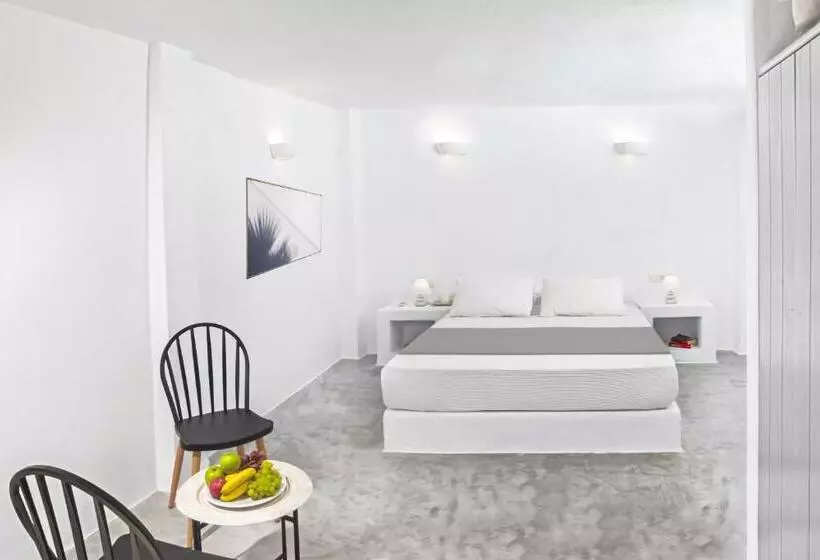 Hotel Lava Suites & Lounge