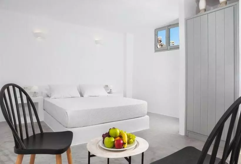 Hotel Lava Suites & Lounge