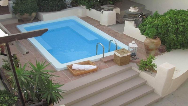 Hotell Lava Suites & Lounge