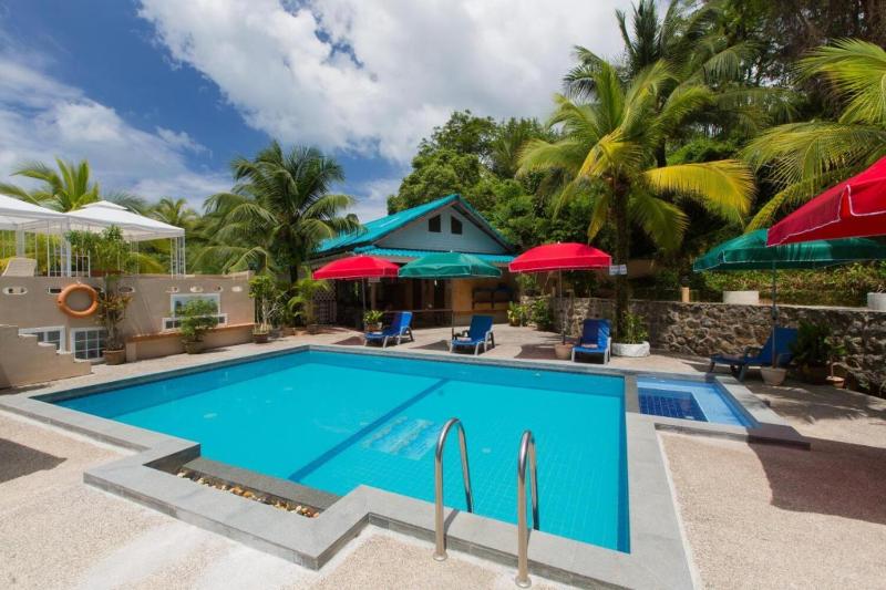 Hotel Patong Rai Rom Yen Resort Sha