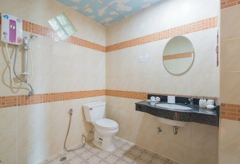 Hotel Patong Rai Rom Yen Resort Sha