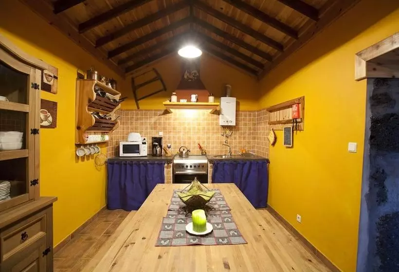 Hotel di Montagna Adegas Do Pico