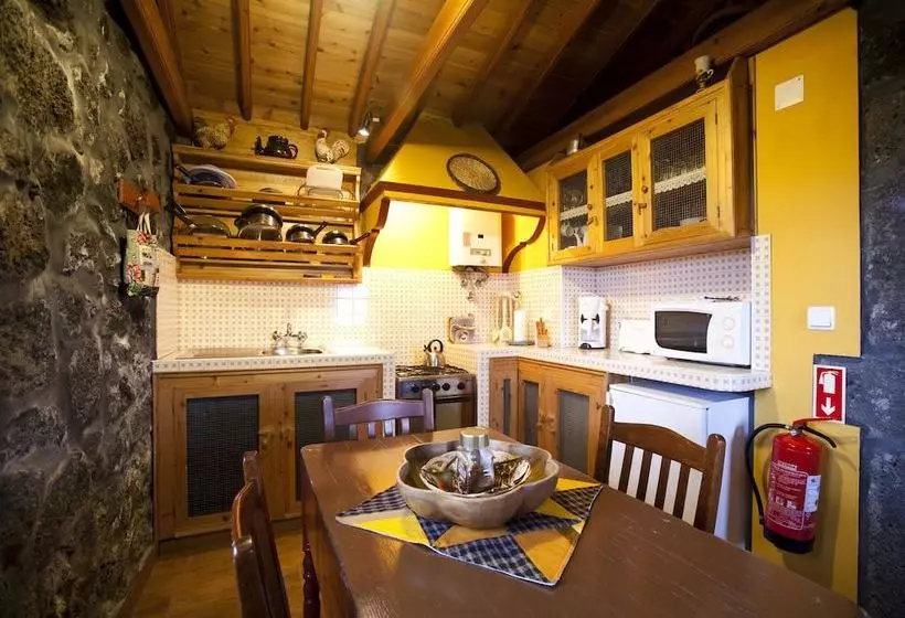 Hotel di Montagna Adegas Do Pico