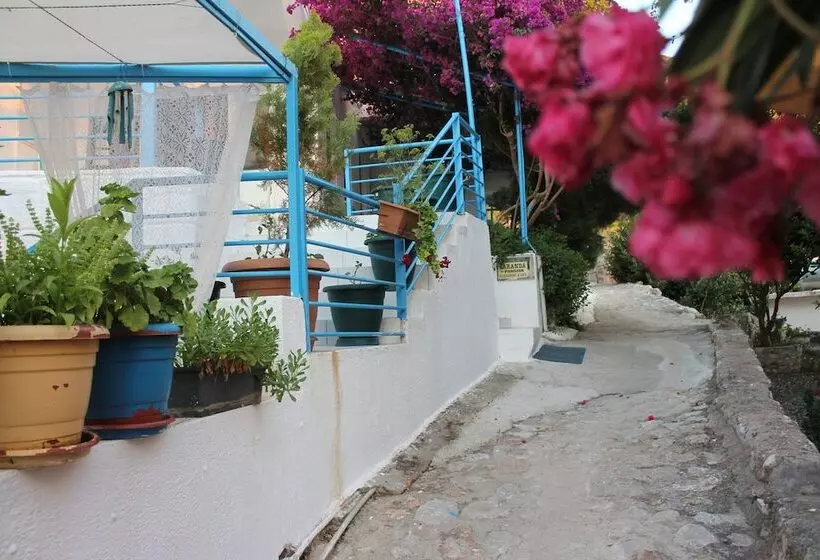 Hotel Saranda Beach Pansiyon