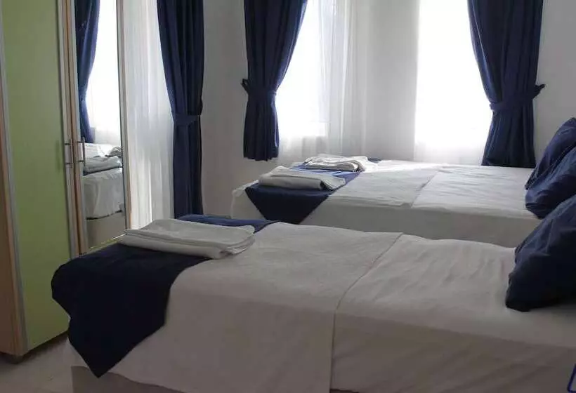 Hotel Saranda Beach Pansiyon