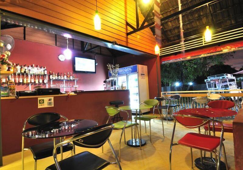 Szálloda Tonnam Villa