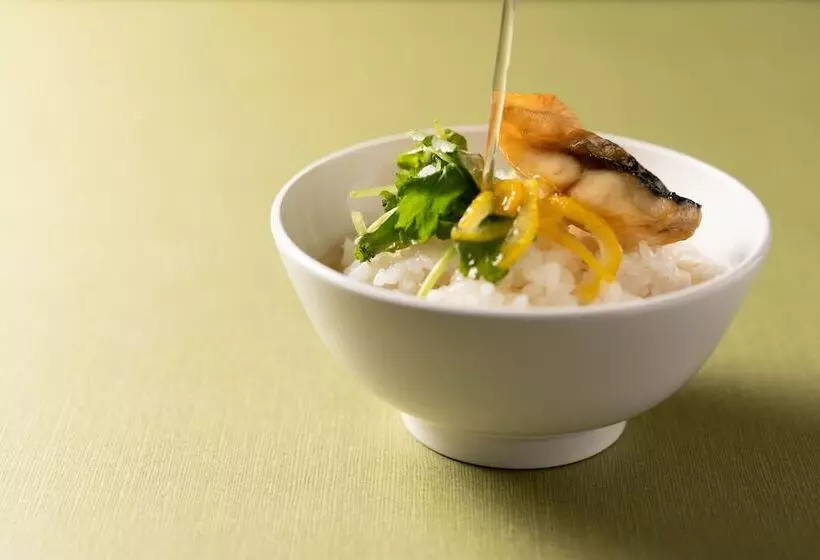 Отель Vista Premio Kyoto Kawaramachi St