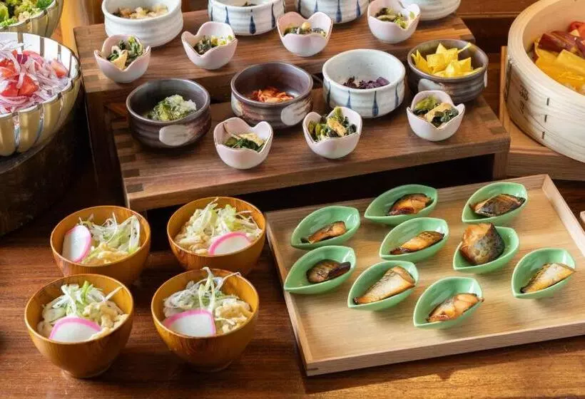 Отель Vista Premio Kyoto Kawaramachi St