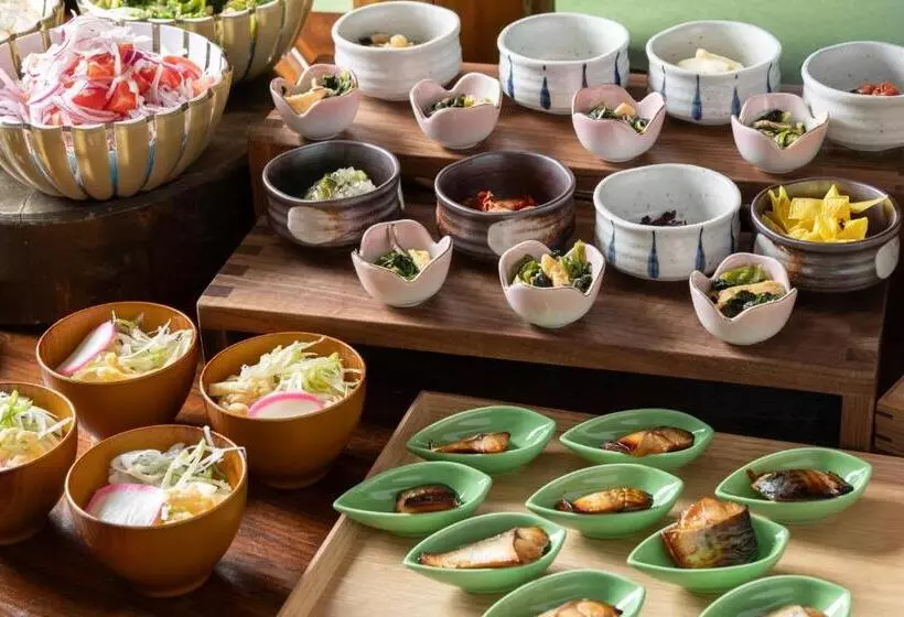 Отель Vista Premio Kyoto Kawaramachi St