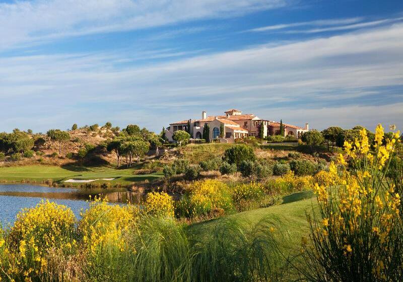 Monte Rei Golf & Country Club