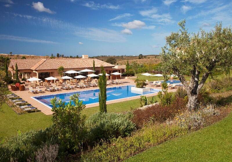 Monte Rei Golf & Country Club