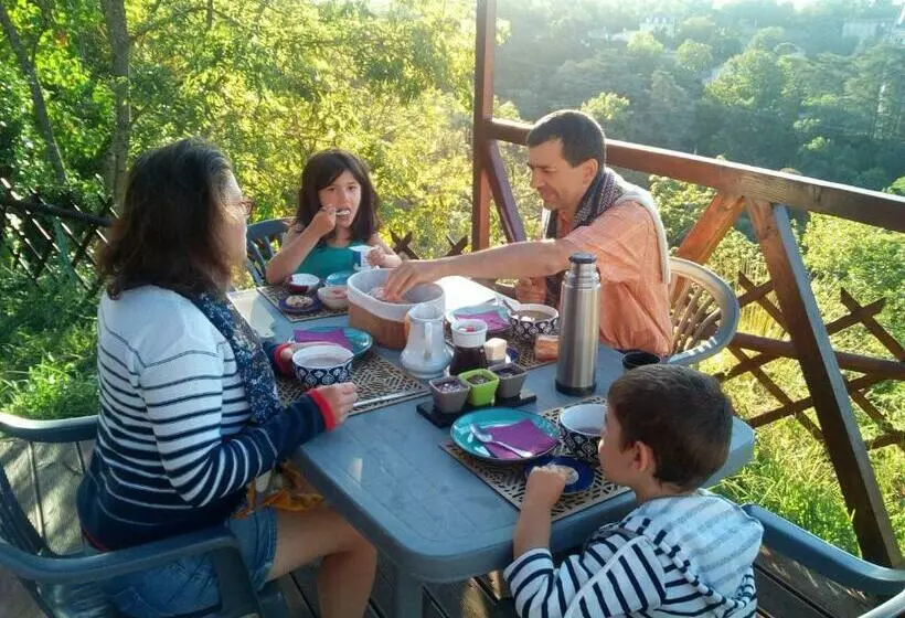 Aamiaismajoitus (B&B) Le Chalet Du Parc