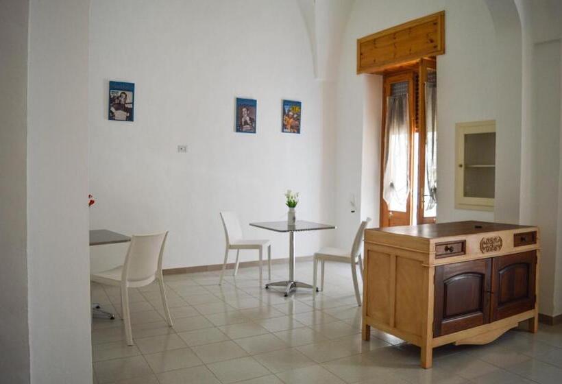 بنسيون Borgo Greci