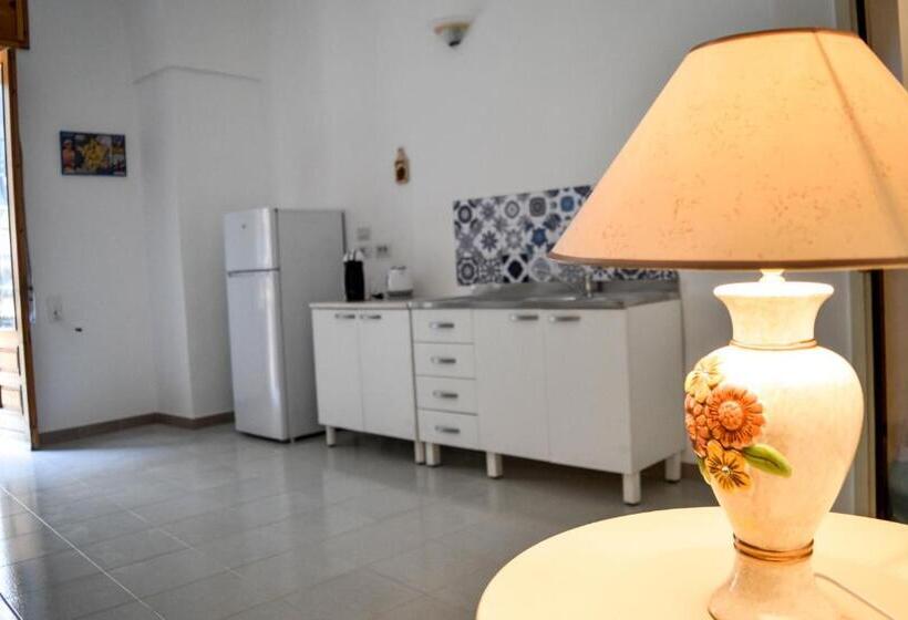 بنسيون Borgo Greci