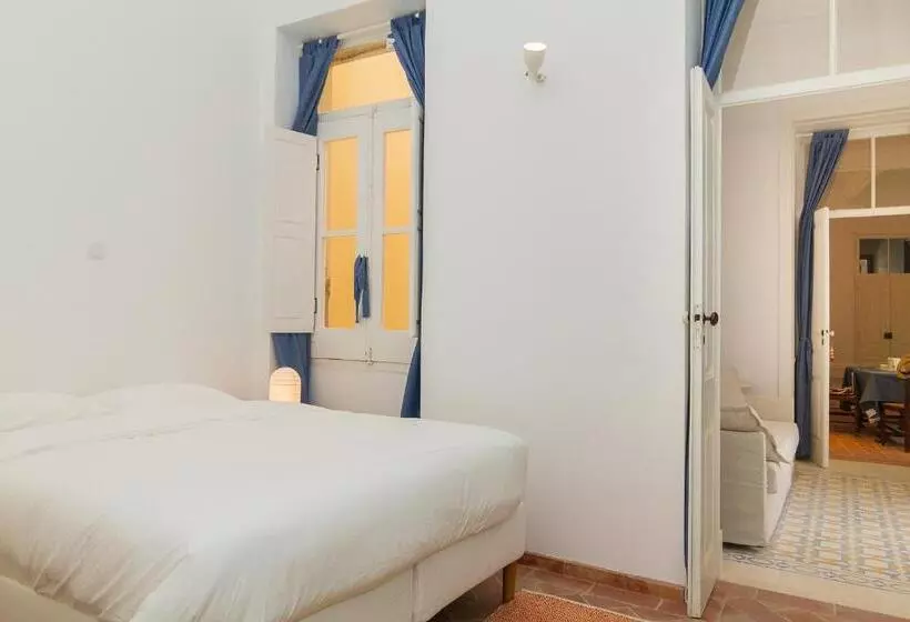 Majatalo Olhãomirante Guesthouse