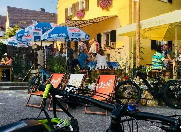 Retkeilymaja Bräustüberl Schönbrunn