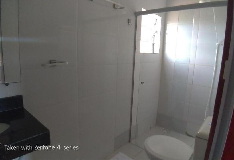 膳宿费 Pousada Lirio Dos Vales