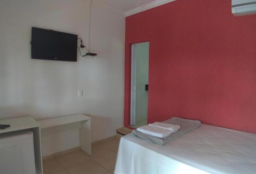 膳宿费 Pousada Lirio Dos Vales