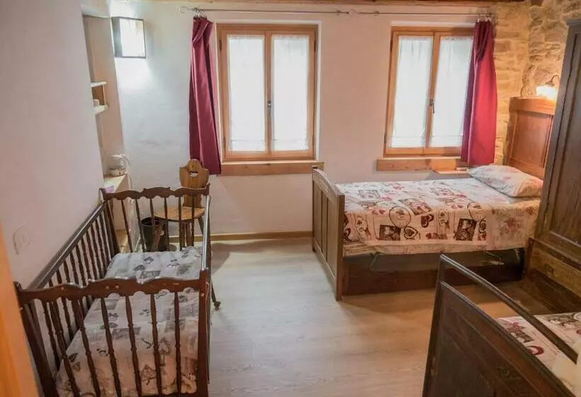 تختخواب و صبحانه Casa 1885