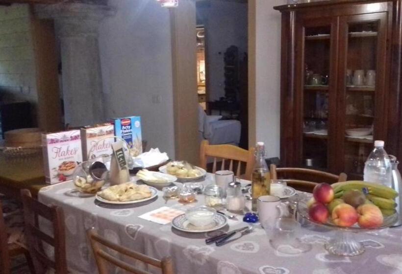 تختخواب و صبحانه Casa 1885