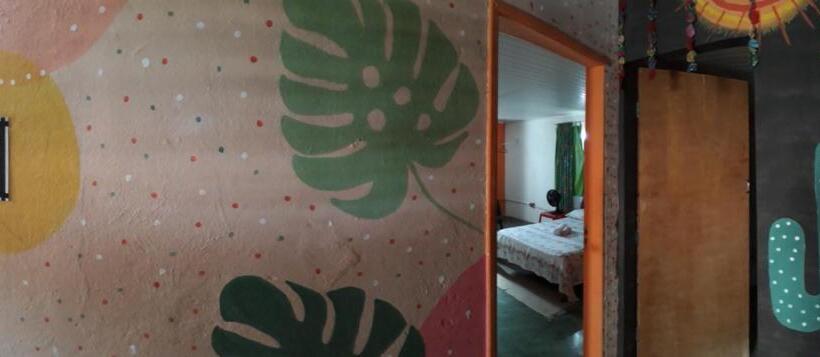 צימר Perto Do Aeroporto De Salvador Dona Pitanga Hostel