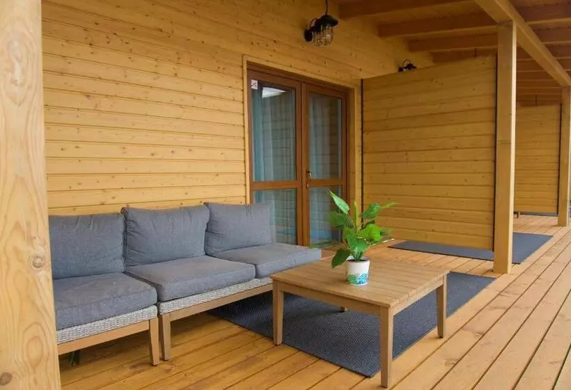 Halfarock Vízi Erdei Apartmanház