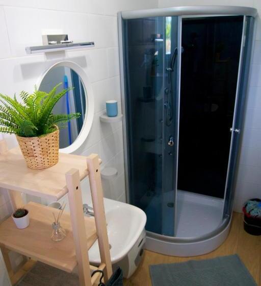 Halfarock Vízi Erdei Apartmanház