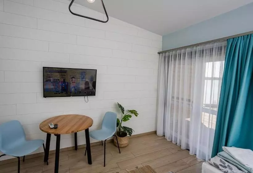Halfarock Vízi Erdei Apartmanház