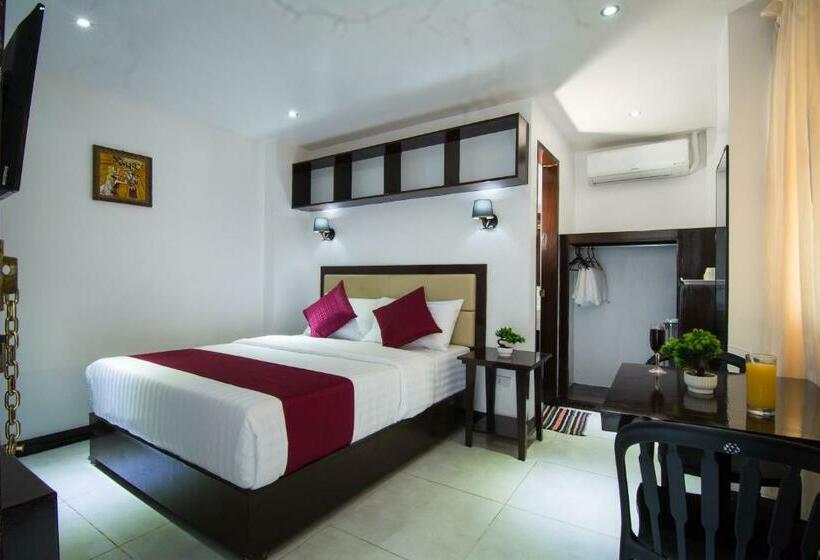 Diamond Hotel And Resto