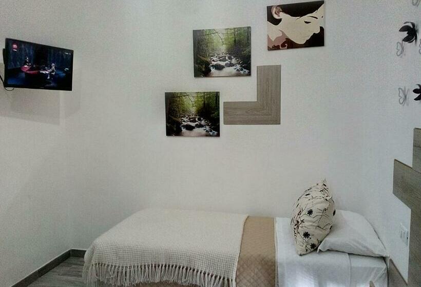 ペンション Jerry & Titty House