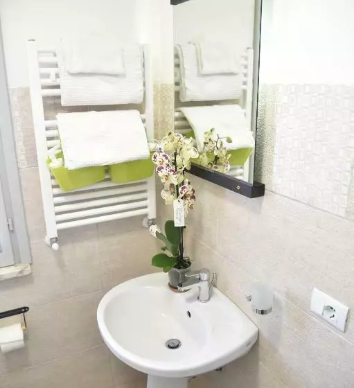 ペンション Jerry & Titty House