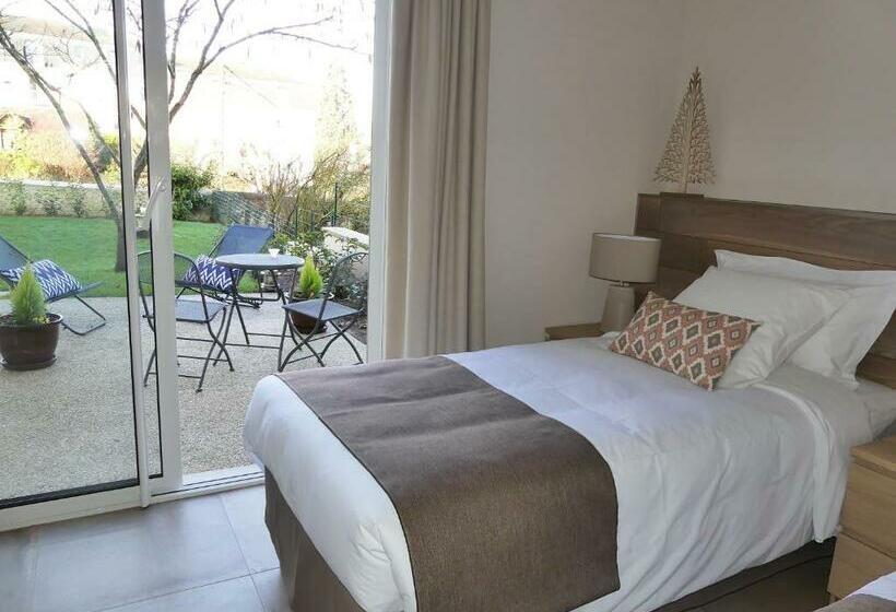 ベッドアンドブレックファースト Les Ambaciales