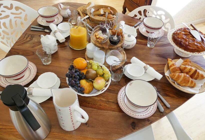 ベッドアンドブレックファースト Les Ambaciales