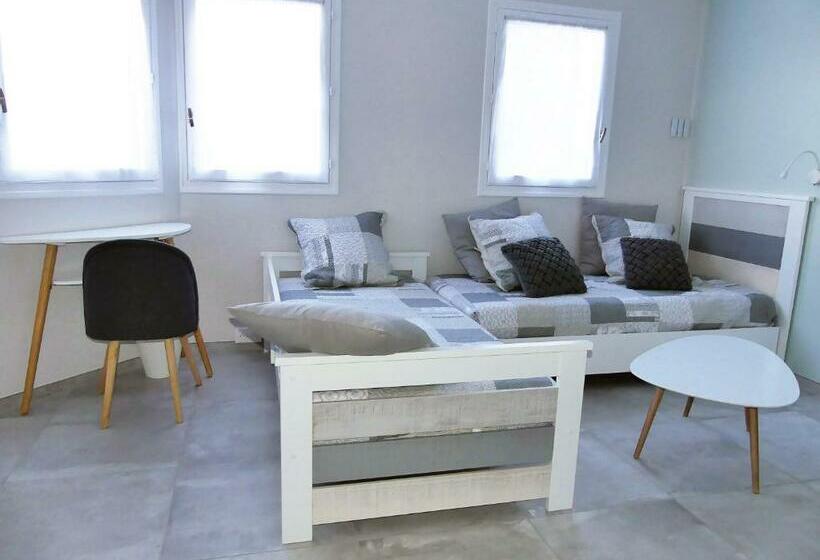 ベッドアンドブレックファースト Les Ambaciales