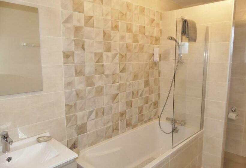 ベッドアンドブレックファースト Les Ambaciales