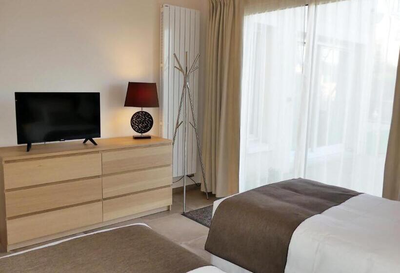 ベッドアンドブレックファースト Les Ambaciales