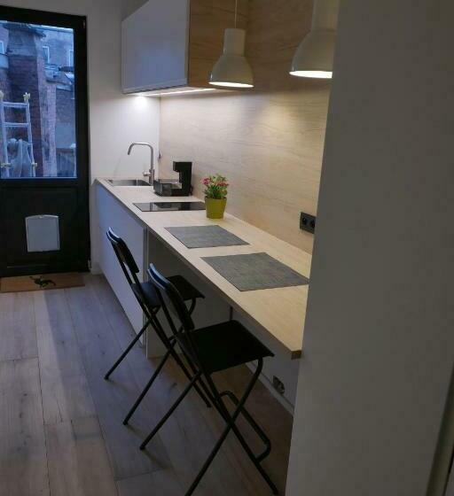 تختخواب و صبحانه Margaretha S Room