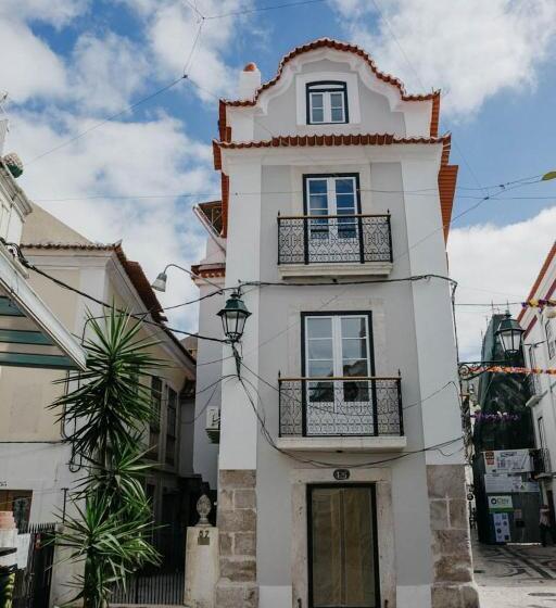 بنسيون Casa Roaz