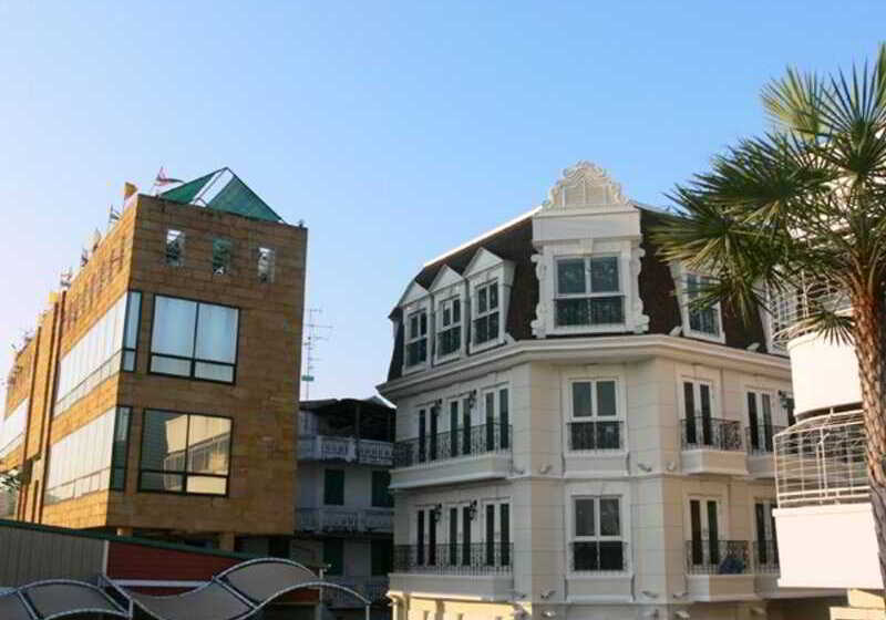 هتل Aurum The River Place