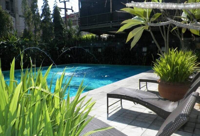 בית מלון כפרי Bali World