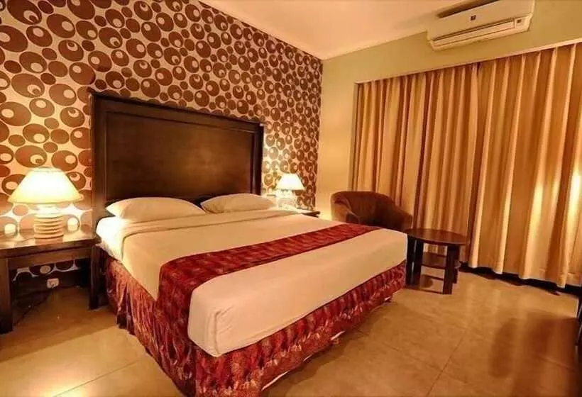 Отель Bali World