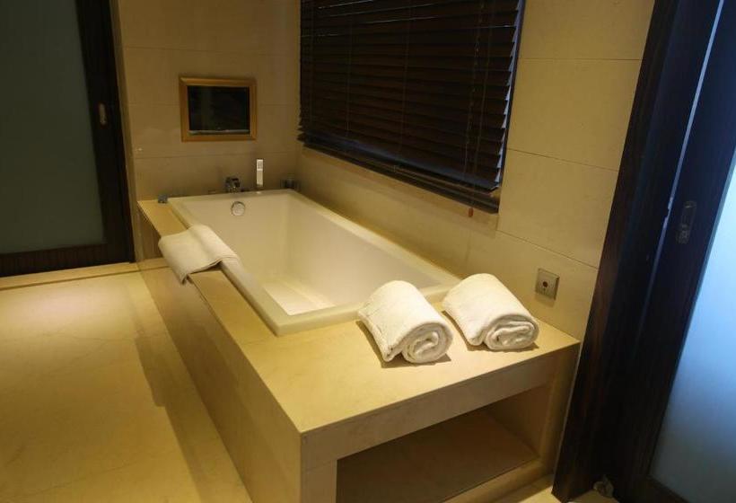 Hotel Beijing Changbaishan International