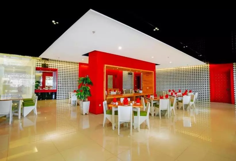 Отель Cemerlang