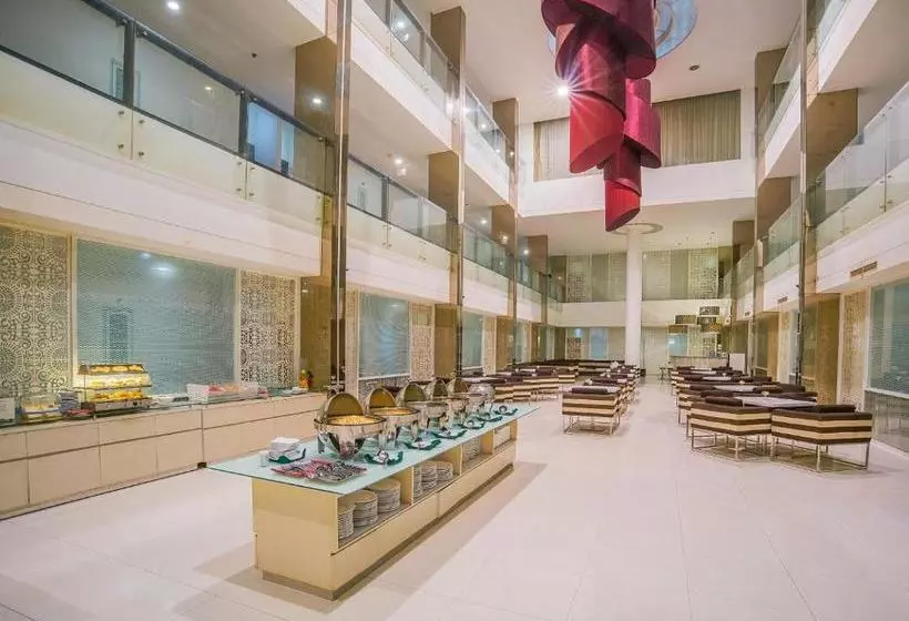 Отель Cemerlang